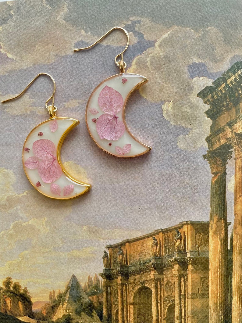 Pink Hydrangea Moon Earrings, White & Pink, Celestial Earrings, Dangle Drop, Gold Plated Ear Wire, UV Resin Jewelry, Feminine Accessories image 6