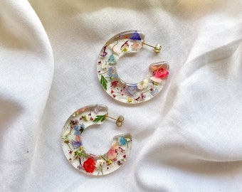 Rainbow Flower Hoops, Multicolored, Pressed Flower Hoops, Gold Plated Push Backs, Pressed Flower Arrangement, Resin Earrings,