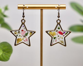 Wildflower Star Earrings, Real Pressed Flowers, Dried Flower Earrings, Resin Flower Earrings, Multicolored, Lightweight Earrings