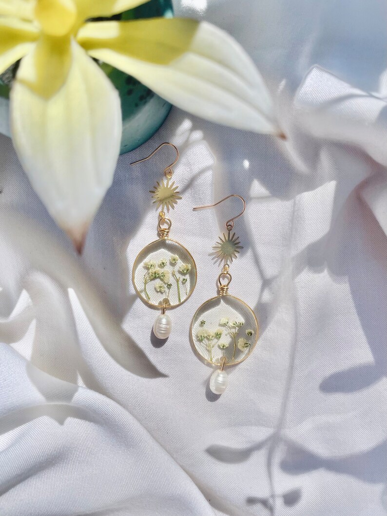 Floral Earrings, Gold Star, Leather Natural Pearl, Real Pressed Flowers, White Baby's Breath, Gold Plated Ear Hooks, Lightweight, UV Resin image 1