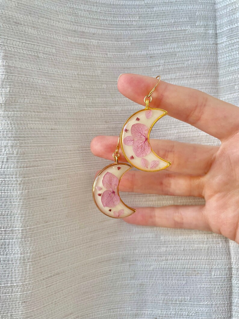 Pink Hydrangea Moon Earrings, White & Pink, Celestial Earrings, Dangle Drop, Gold Plated Ear Wire, UV Resin Jewelry, Feminine Accessories image 7