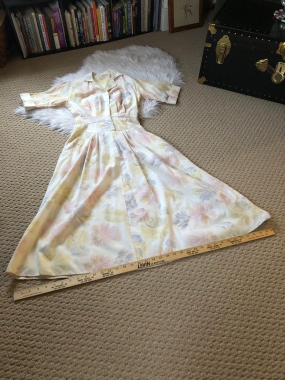 BEAUTIFUL Vintage Floral Dream Watercolor Dress - image 9