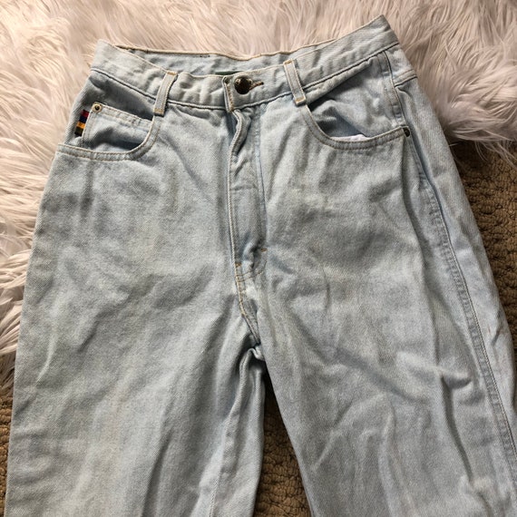 AMAZING Vintage Mom Jeans - image 3