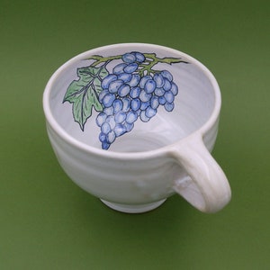 Funnel for jam and bulk products in ceramic grape pattern