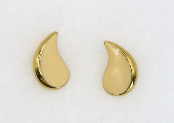 Monet Cream Teardrop Enamel Earrings 1980s - image 1