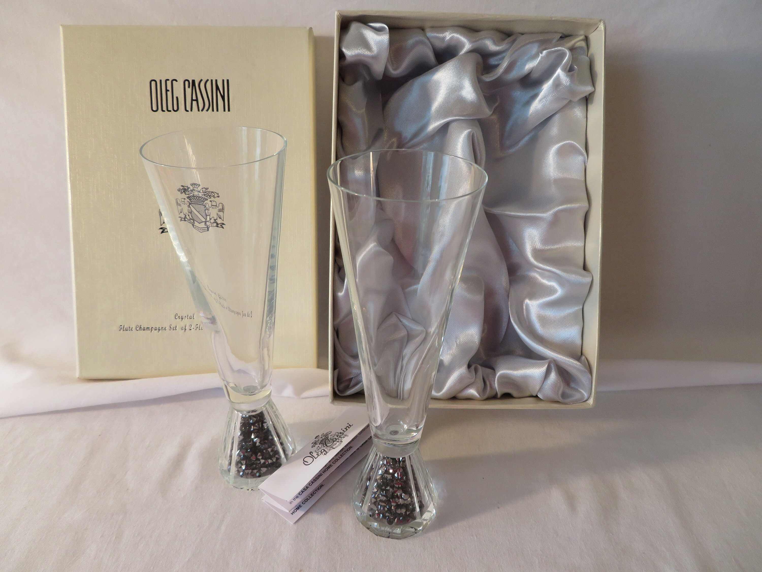 Oleg Cassini Crystal Diamond Champagne Toasting Flutes by Oleg Cassini   #130V 
