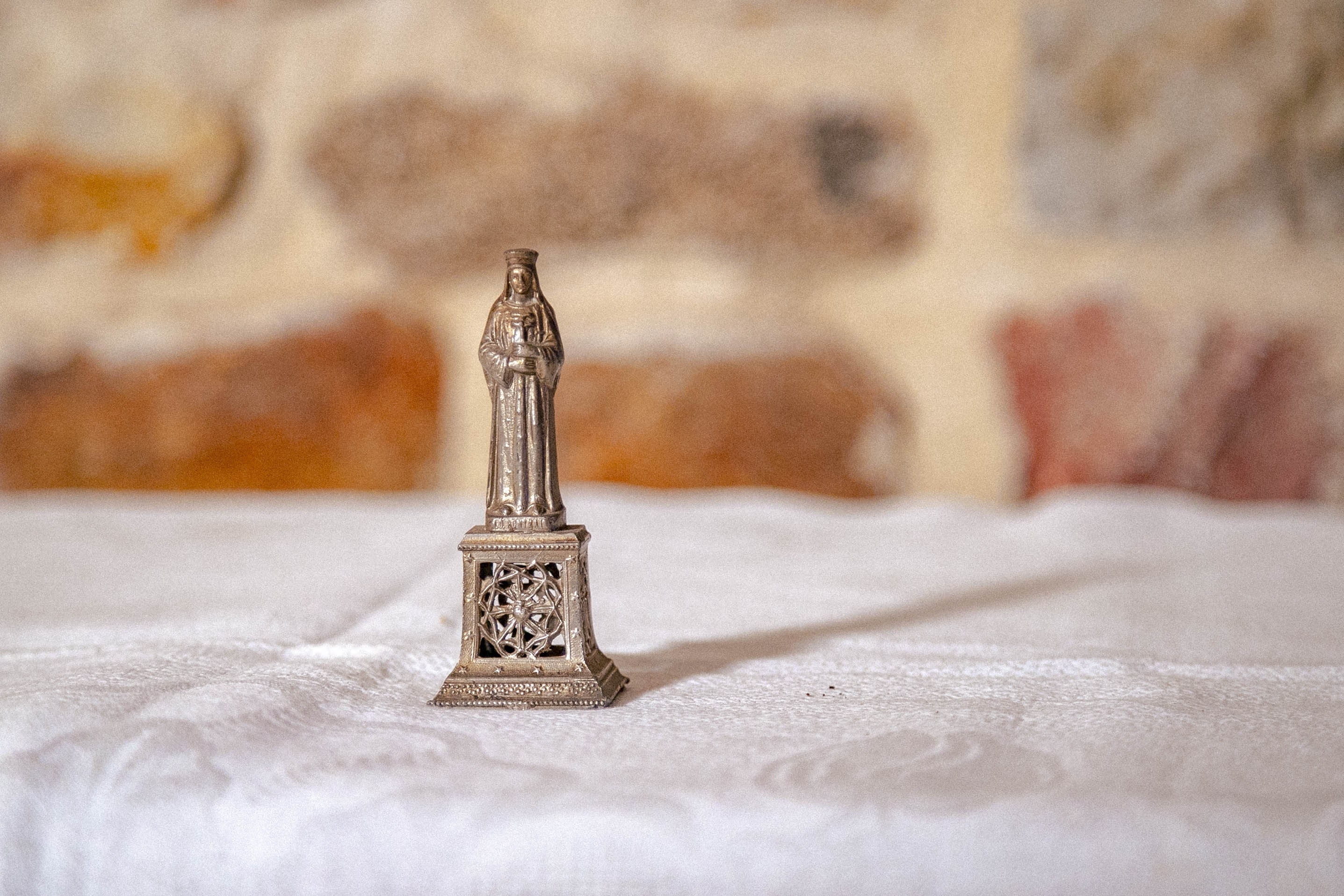 statuette de Notre Dame Vierge Marie en Métal Vintage Années 1930 Français