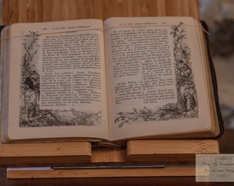 1910 Missel de Nativité Religious French Text bound in leather, gold pages and prayer cards