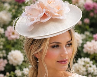 Ivory Fascinator With Large Bow, Kentucky Derby, Royal Ascot  display picture 1