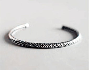 Vintage Silver Bangle -Viking Bracelet -Unisex Hoop-Geometry Bangle -925 Sterling Silver -Gift Idea for Her -Biker Fashion -Tattoo Fashion