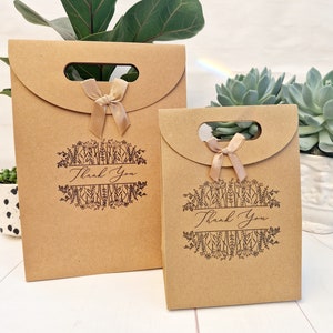 Thank You Floral Kraft Favour Bag With Ribbon. Wedding, Baby Shower, Bridal Shower, Teachers Gifts, Appreciation Gift Bag. Eco Packaging