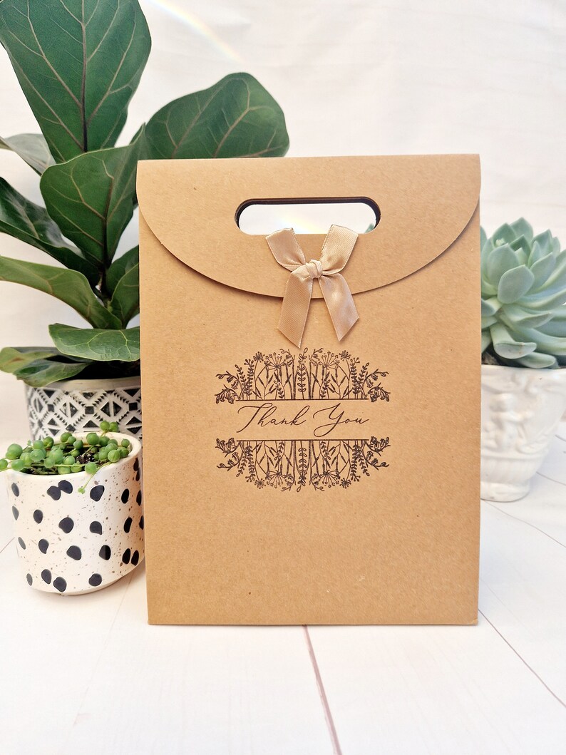 Thank You Floral Kraft Favour Bag With Ribbon. Wedding, Baby Shower, Bridal Shower, Teachers Gifts, Appreciation Gift Bag. Eco Packaging