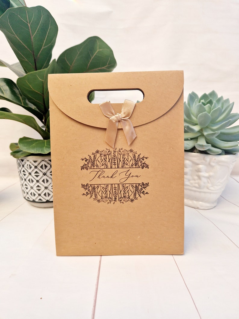 Thank You Floral Kraft Favour Bag With Ribbon. Wedding, Baby Shower, Bridal Shower, Teachers Gifts, Appreciation Gift Bag. Eco Packaging