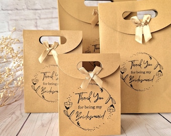Bridesmaid Gift Bag – Thank You For Being My Bridesmaid – Kraft Paper Bag with Ribbon – Bridal Party Favour – Wedding Gift Bag Idea