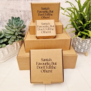 Lustige Wichtel Kraft Geschenk Boxen, Mini, Mittel, Kleine Pakete, Pappe. Robuste & süße Weihnachtsverpackung. Büro, Erwachsene, Kinder