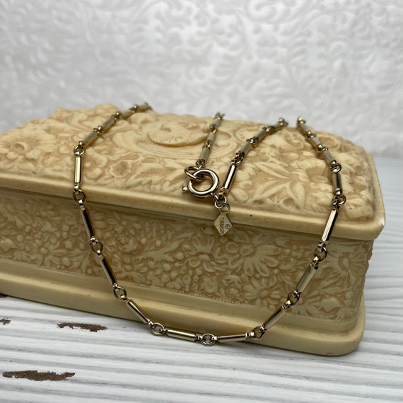 Vintage Signed Sarah Coventry Gold tone Chain Nec… - image 7