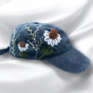 Baseball Hat, Hand Embroidered Hat, Daisy Embroidered Denim Cap, For Woman Cap, Embroidered Baseball Cap, Birthday Gift