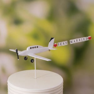 Wedding Airplane Cake Topper with custom banner. Travel, pilot, adventure wedding theme cake decoration.