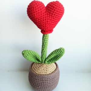 Crochet pattern Heart, Amigurumi pattern Valentines day image 2