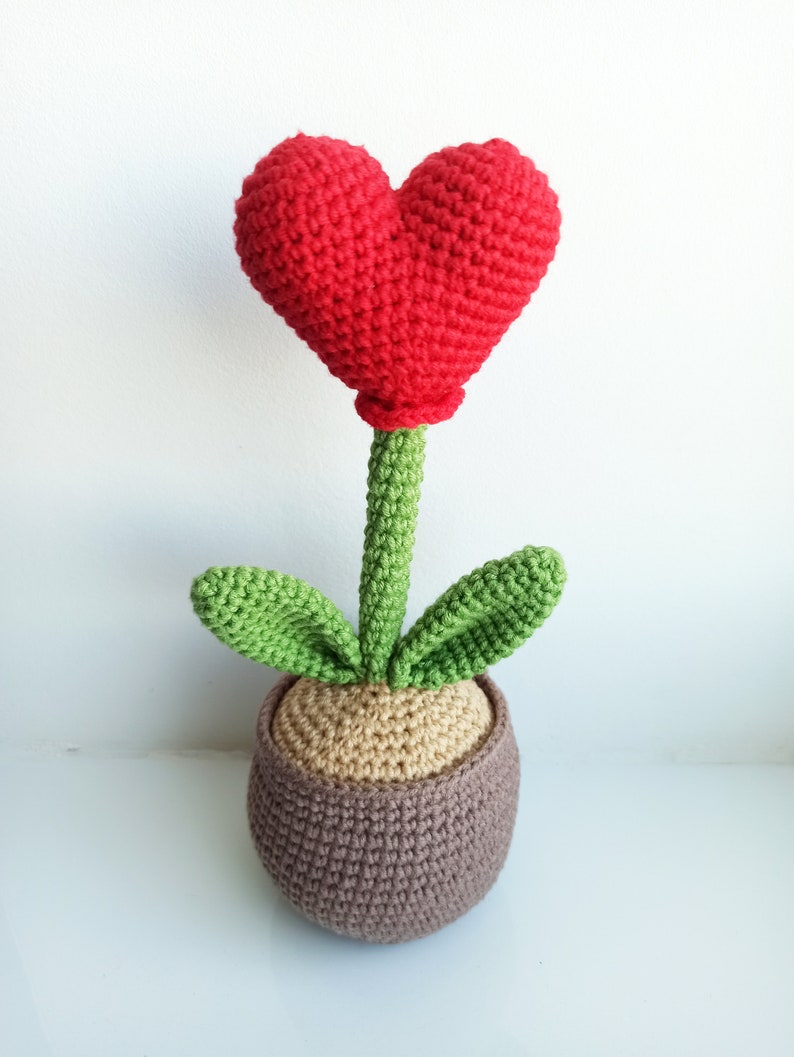 Crochet pattern Heart, Amigurumi pattern Valentines day image 2