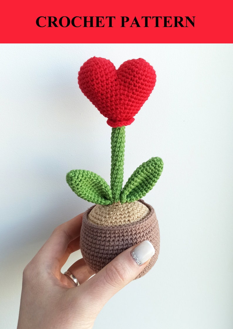 Crochet pattern Heart, Amigurumi pattern Valentines day image 1