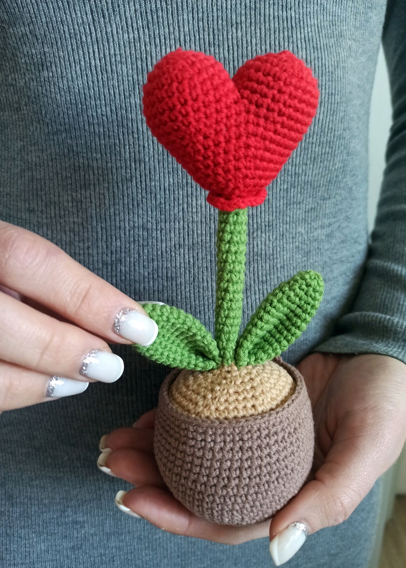 Crochet pattern Heart, Amigurumi pattern Valentines day image 3