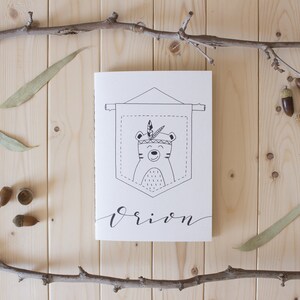 Cuaderno A5 personalizable y dibujado a mano para niños, Cuaderno infantil personalizado hecho con papel de maíz y hierba, Regalo original para niños