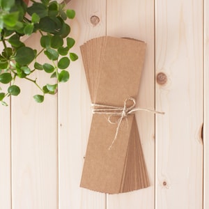 Segnalibri classici in stile rustico per lettori, Set di 15 segnalibri vuoti in carta kraft marrone, bomboniere naturali ed eco personalizzabili