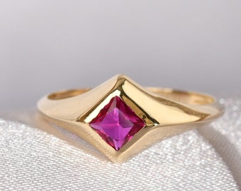 10K,14K,18K Gold Personalized Birthstone Ring, Custom Birthstone Ring, Gold Wedding Ring, Birthstone Ring, Gift For Her, Gold Statement Ring