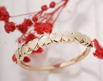 10K,14K,18K Gold Wedding Heart Ring, Gold Minimalist Wedding Band, Heart Wedding Band, Stackable Ring,Gold Minimalist Heart Ring,Gift For Gf