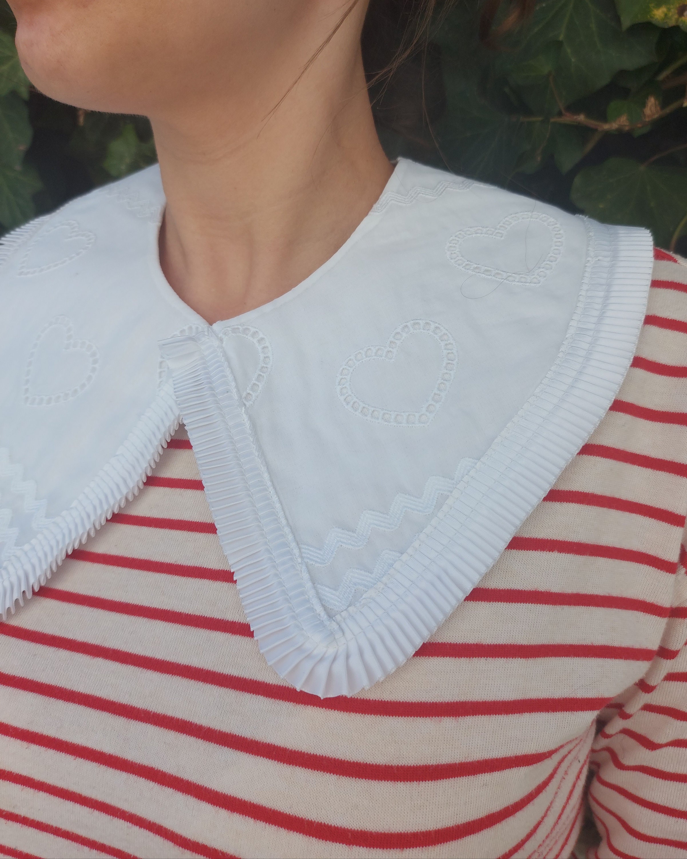 Weißer Spitzenkragen Abnehmbar - Verzierter Reverskragen Für Damen Mit Schnürdesign