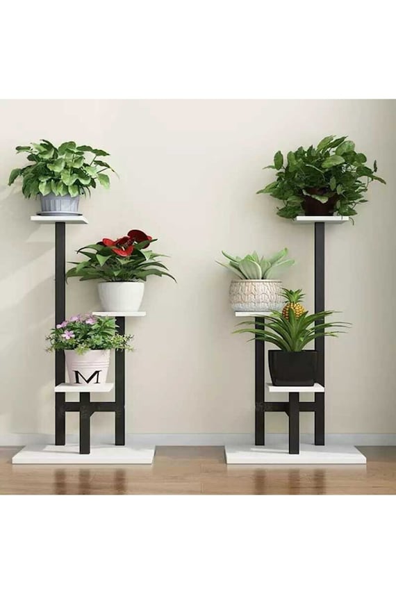 30 DIY Wall Planter Ideas to Show Off Your Green Thumb