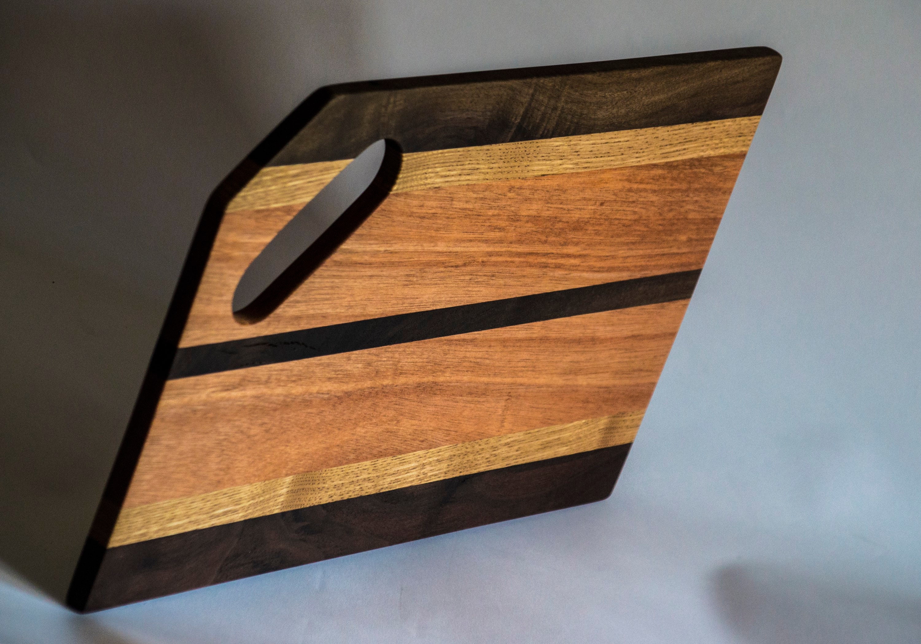 Elegant and modern cutting board with linear pattern with Etsy