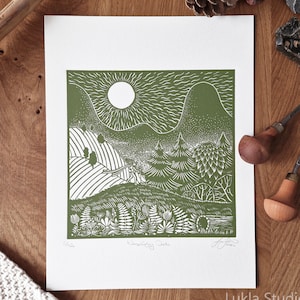 Stampa linoleografica unica con paesaggio naturale, amanti delle passeggiate nella foresta, arte botanica della linoleografia della foresta, campi e colline, decorazione murale verde oliva