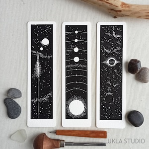 Ensemble de linogravure de marque-page cosmique, marque-pages astronautiques de science-fiction uniques imprimés à la main pour amateur de livres, accessoire de livre avec système solaire céleste