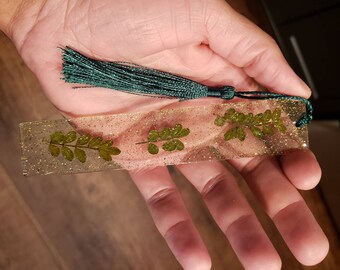 Bookmark, resin glitter with embedded plant