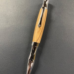 Olive wood Wall Street  pen
