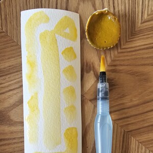 Turmeric ∿VEGAN∿ Handmade Watercolor (Shell Pan)