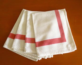 Juego de 4 servilletas de algodón vintage, estilo bohemio para comedor o decoración retro de mesas de cocina.