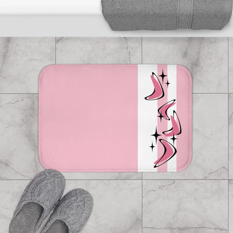 Mid-Century Modern Boomerang Bath Mat: Pink 1950s Design 24" × 17"