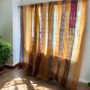 Rideaux saree bohèmes jaunes recyclés faits main avec lanières de saree Rideau transparent hippie saree bohème pour fenêtre et porte