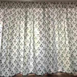Handmade Cotton Block Print Green Chrysanthemum on White Elegant Window Valances for Bedroom Living room Classic Home Decor Accent Curtain