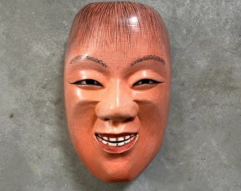 日本のビンテージ 能面 お多福OTAFUKU OKAME 陶器製 漢字サイン入り 木