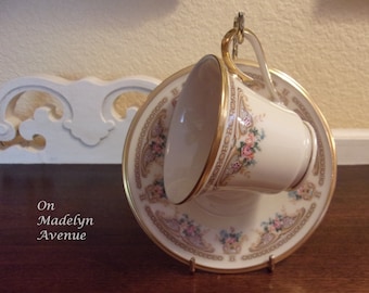 Lenox, Versailles, Teacup and Saucer with Gold Trim