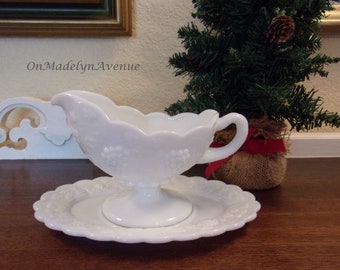 Westmoreland, Paneled Grape, Milk Glass Gravy Boat with Spill Tray