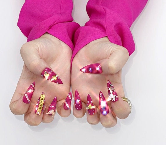 We All Heart Nail Art! Tips For Accessorizing Nails with Swarovski