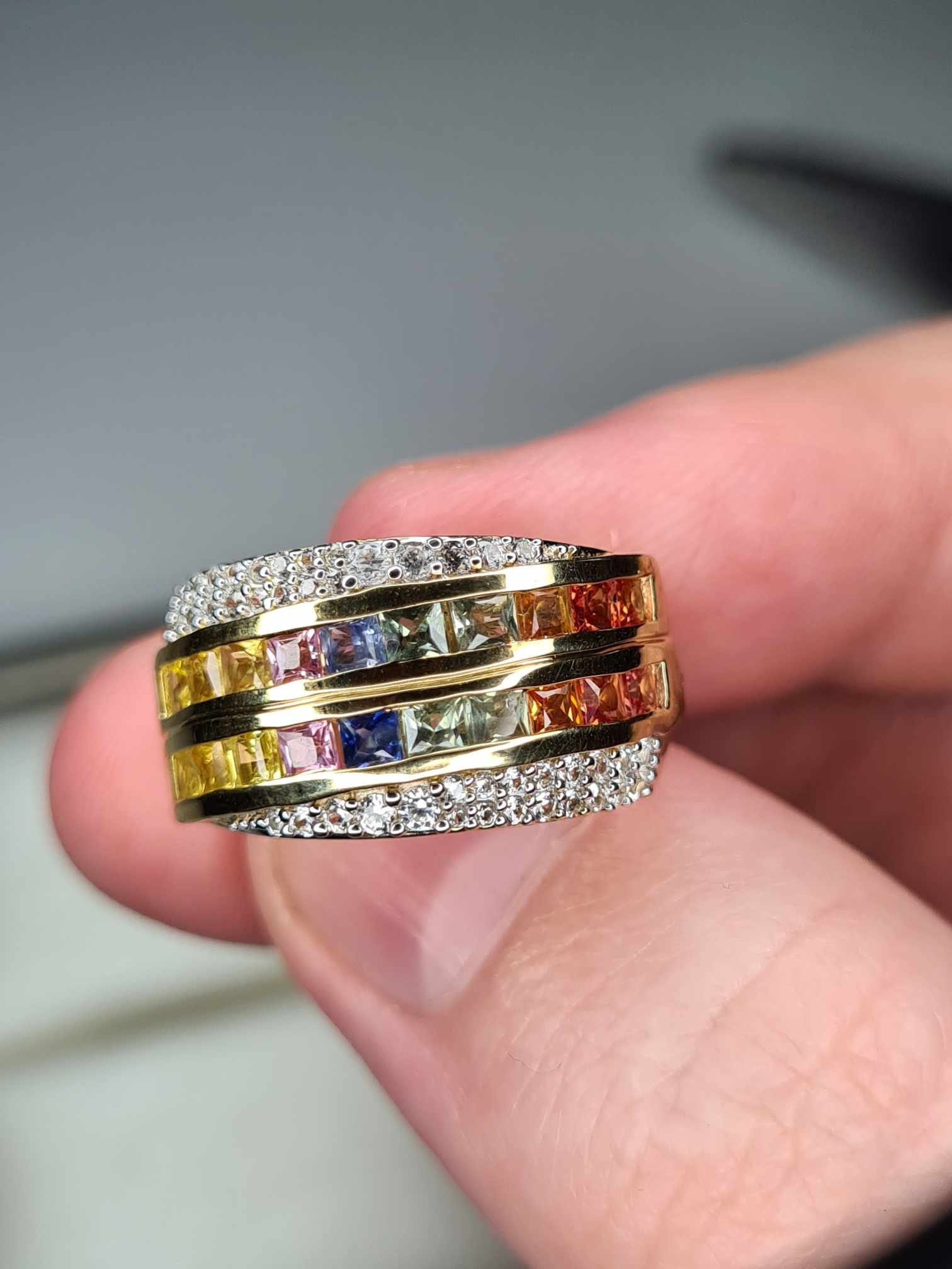 2ct Rainbow Sapphire & Natural Zircon Cluster Band Ring in