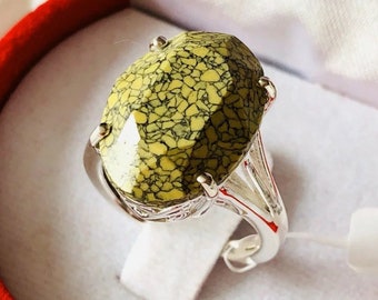 Rare Swarovski Crystal Cocktail Ring 925 Set in Sterling Silver