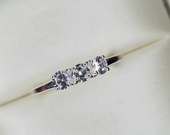 1ct Swarovski Zirconia Trilogy Ring 925 sterling silver SIZE P