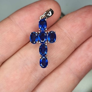 3.10ct Ceylon Colour Quartz Cross Pendant 925 Sterling Silver